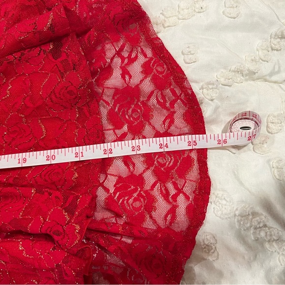 Red lace peplum blouse - Picture 12 of 12